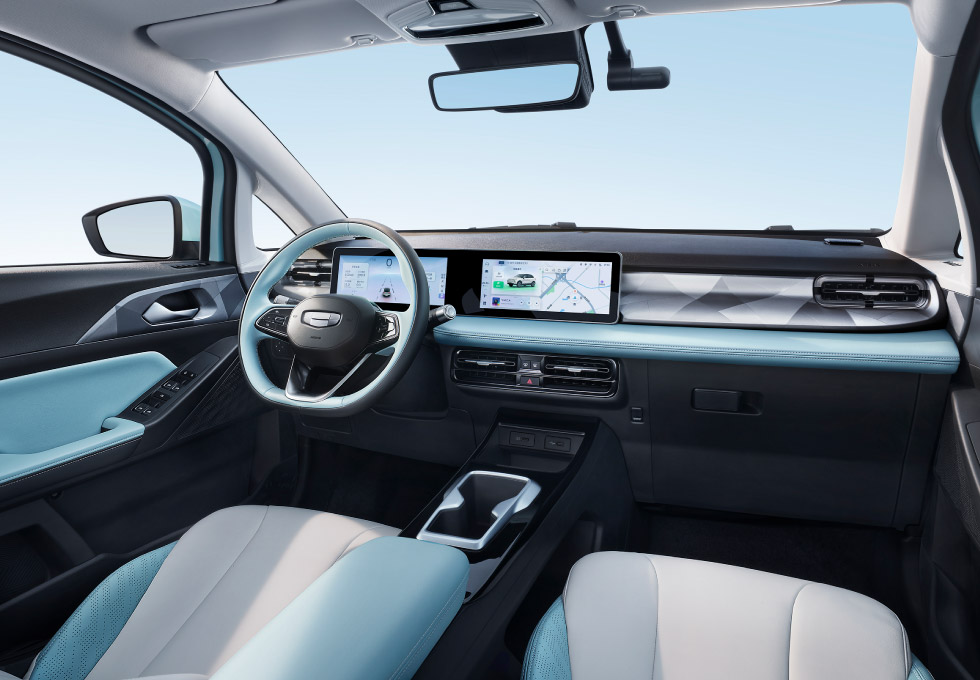 L&uuml;ks s&uuml;tun tipli &ouml;t&uuml;r&uuml;c&uuml; + İki 10.25 d&uuml;yml&uuml;k HD ekran